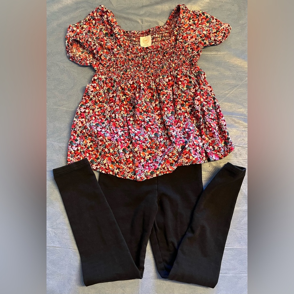 Girls top & leggings outfit, size 6x